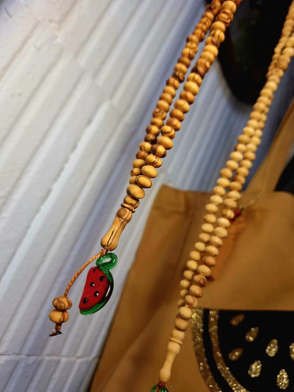 Tesbih – Chapelet – Sobha en bois d’olivier – 99 perles – Ornement verre soufflé 🍉