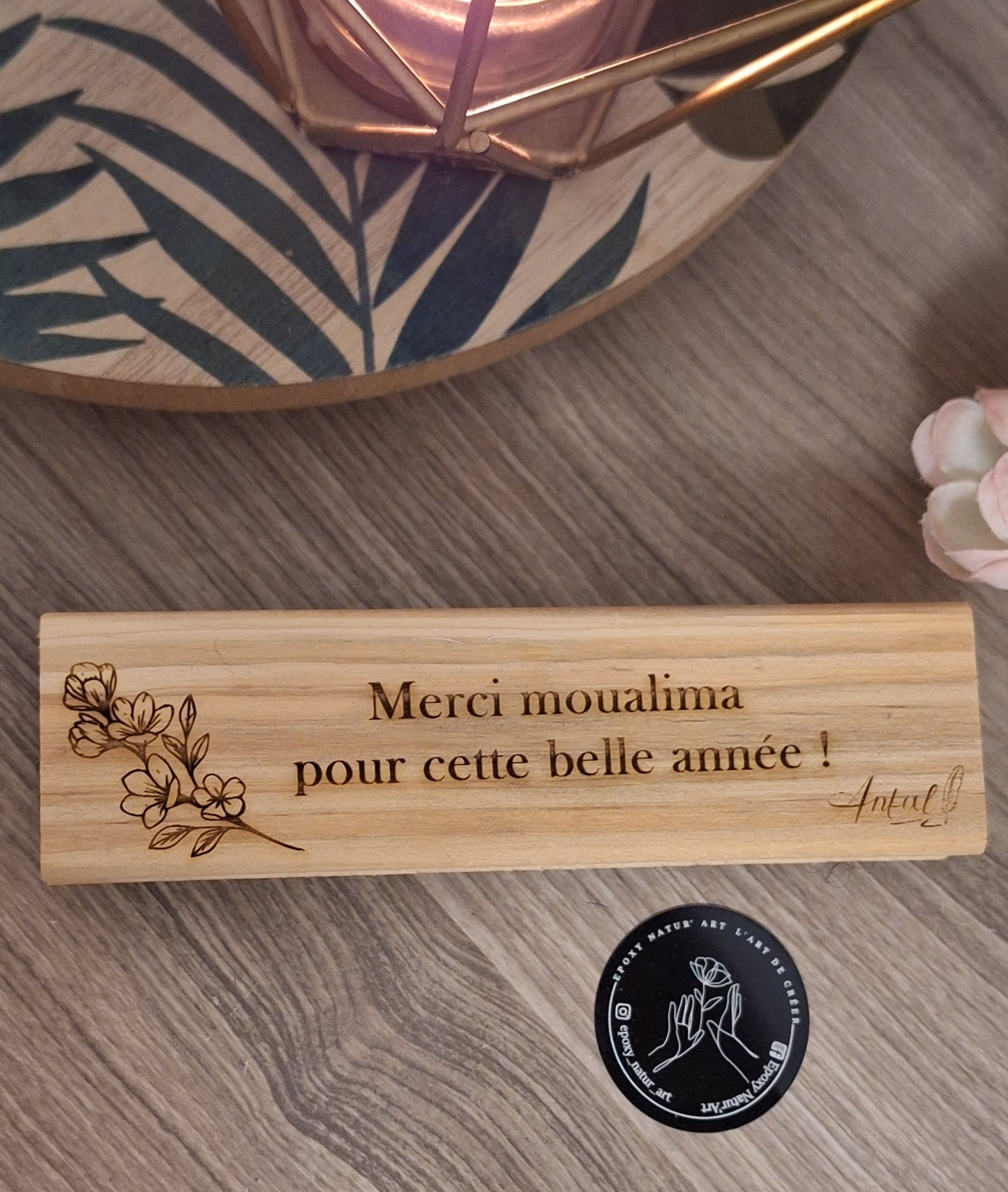 Brosse tableau en bois gravée