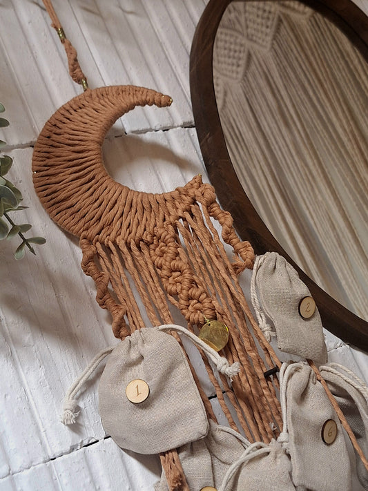 Calendrier Ramadan bohème - Croissant de lune