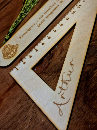 Duo Marque-page/Équerre en bois à personnaliser