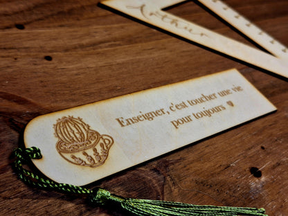 Duo Marque-page/Équerre en bois à personnaliser